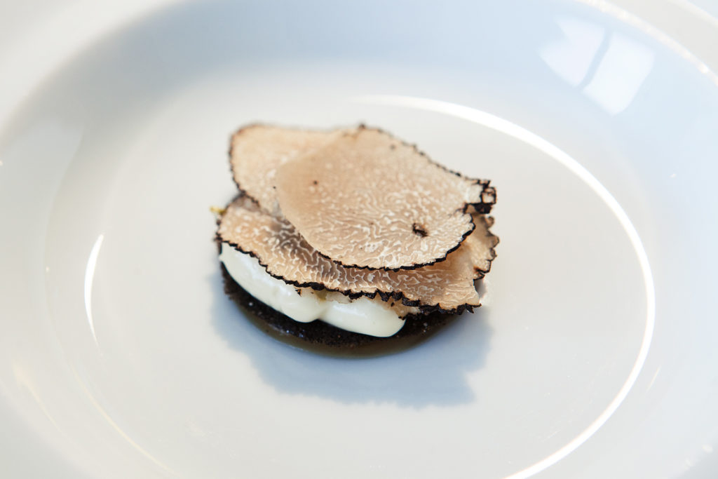 esperienze di gusto al Reale, ristorante 3 stelle Michelin, di Niko Romito. il tartufo