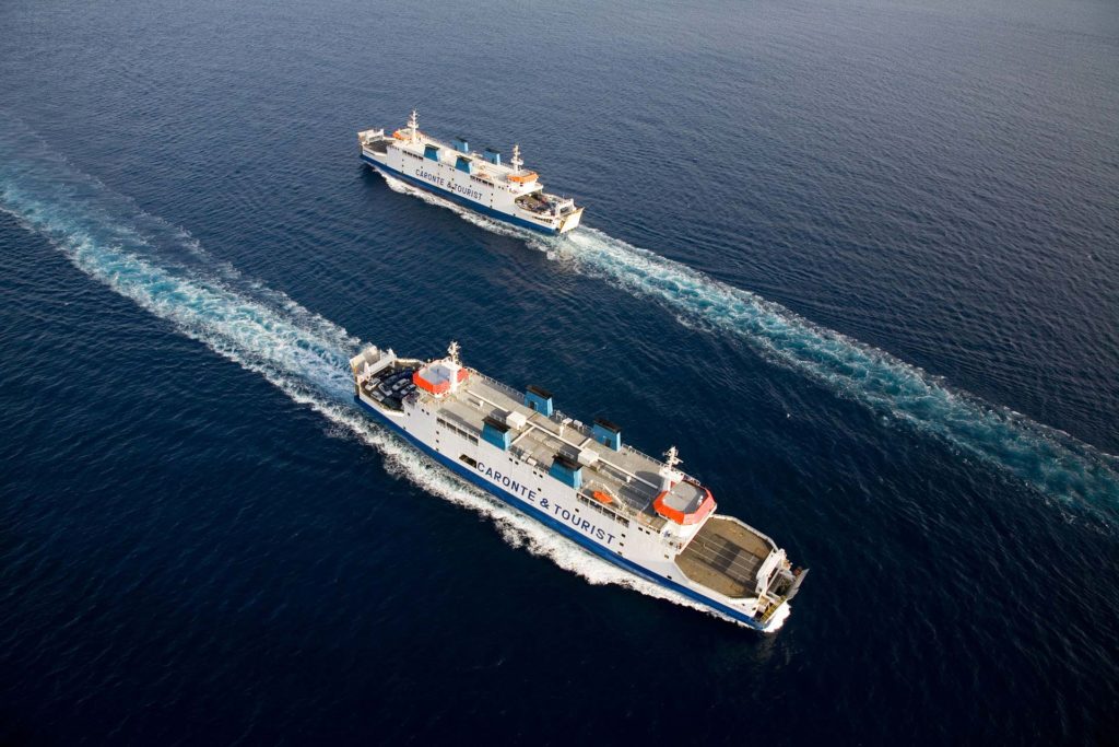 Caronte and Tourist è una compagnia di navigazione che opera nello stretto di messina e nel mar Tirreno con navi di ultima generazione a propulsione a gas